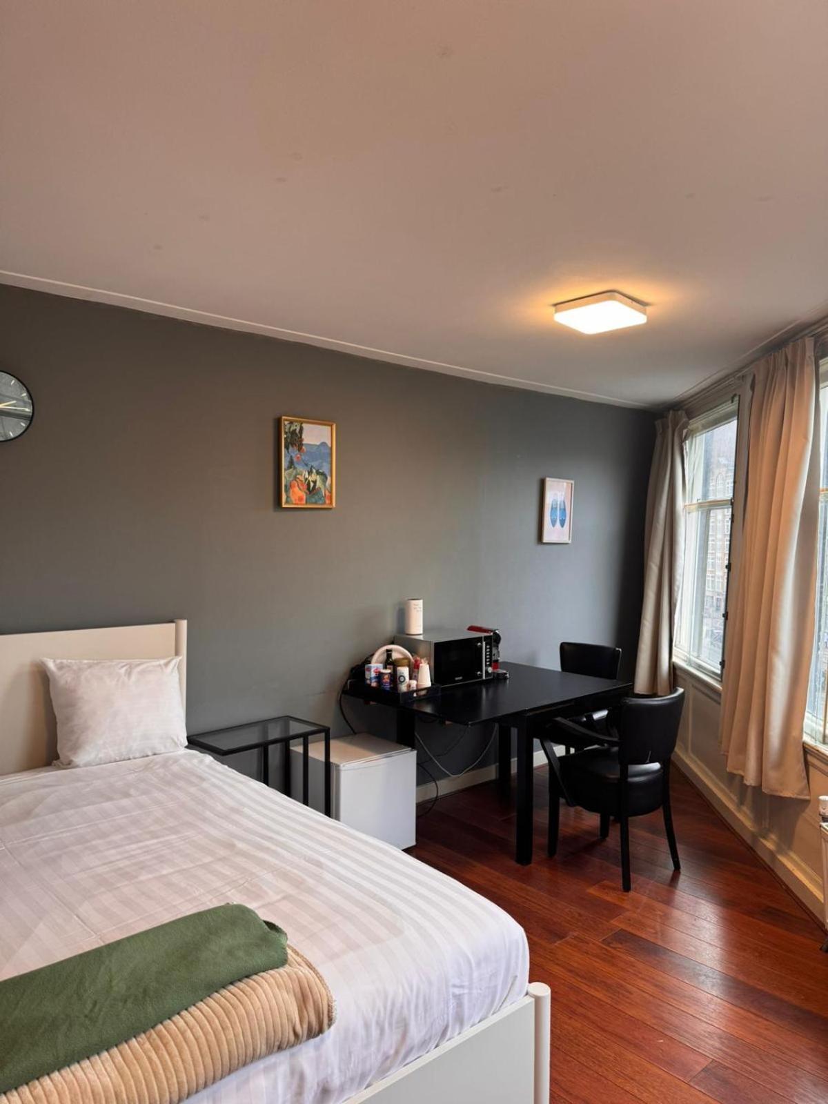 Central B&B Apartment In Amsterdam Bagian luar foto